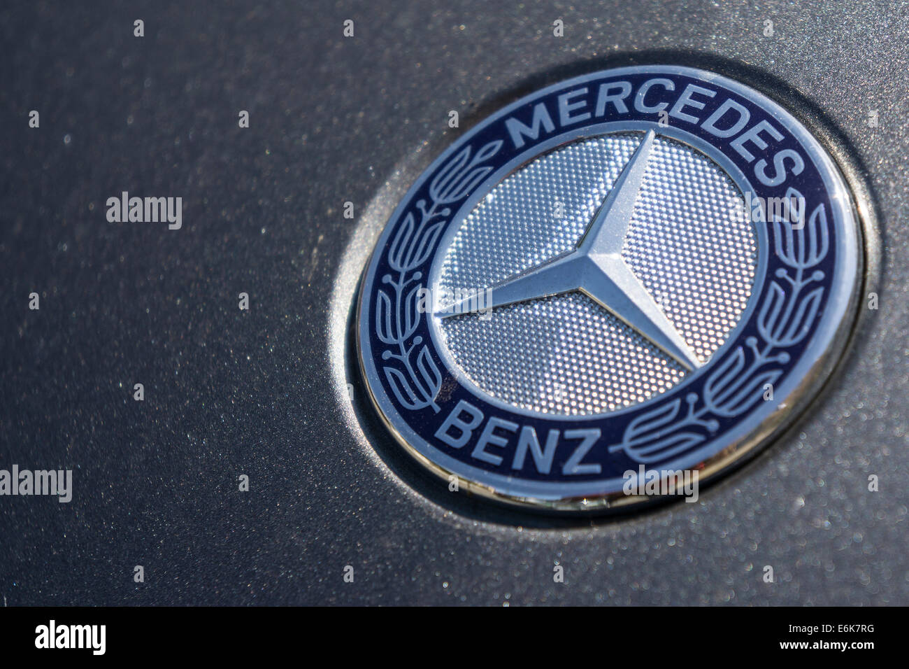 Mercedes Benz simbolo di badge Foto Stock