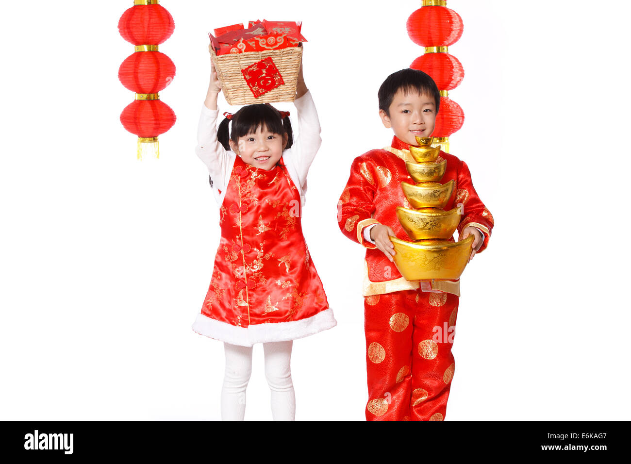 I bambini la decorazione per il Capodanno cinese Foto Stock