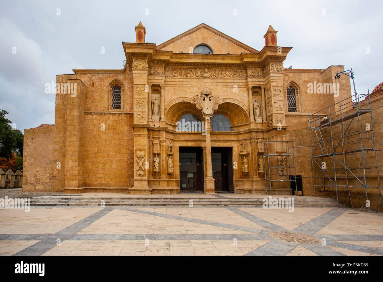 Basilica Cattedrale di Santa María la Menor, 1512, Alonso Rodriguez architetto, Zona Colonial Sito Patrimonio Mondiale dell'Unesco, Santo Do Foto Stock