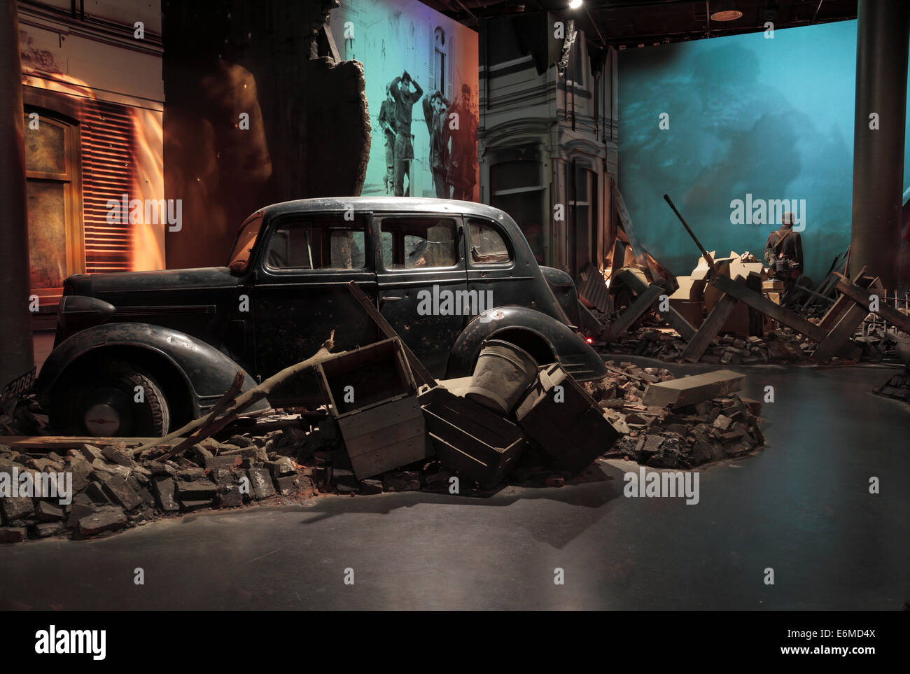 Il display mostra una rovina Arnhem durante la battaglia in Airborne Museum, Hartenstein, Oosterbeek, Paesi Bassi. Foto Stock