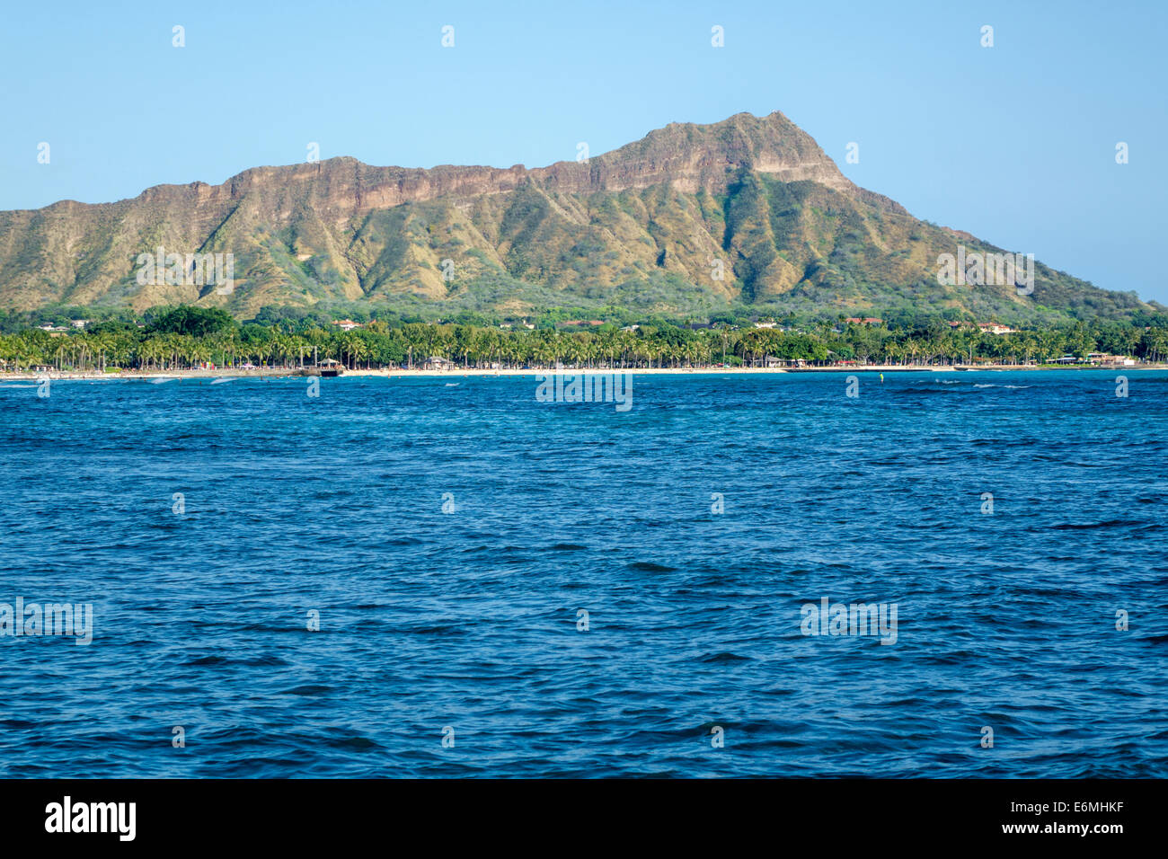 Honolulu Waikiki Beach Hawaii, Hawaiian, Oahu, Oceano Pacifico, Waikiki Bay, Diamond Head Crater, vulcano estinto, montagna, USA, Stati Uniti, Stati Uniti, America Polyne Foto Stock