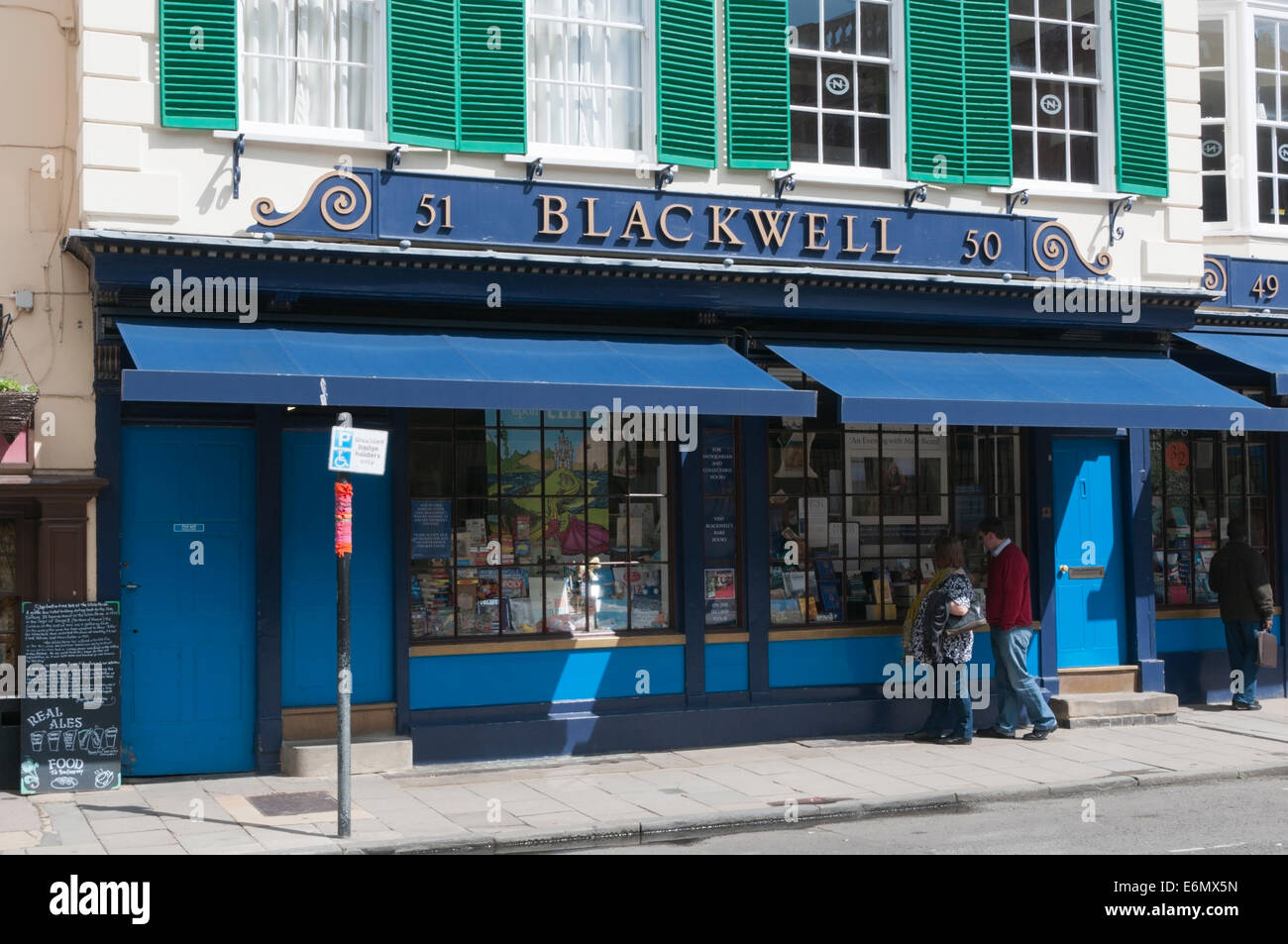 Blackwell's bookshop in Broad Street, Oxford. Foto Stock