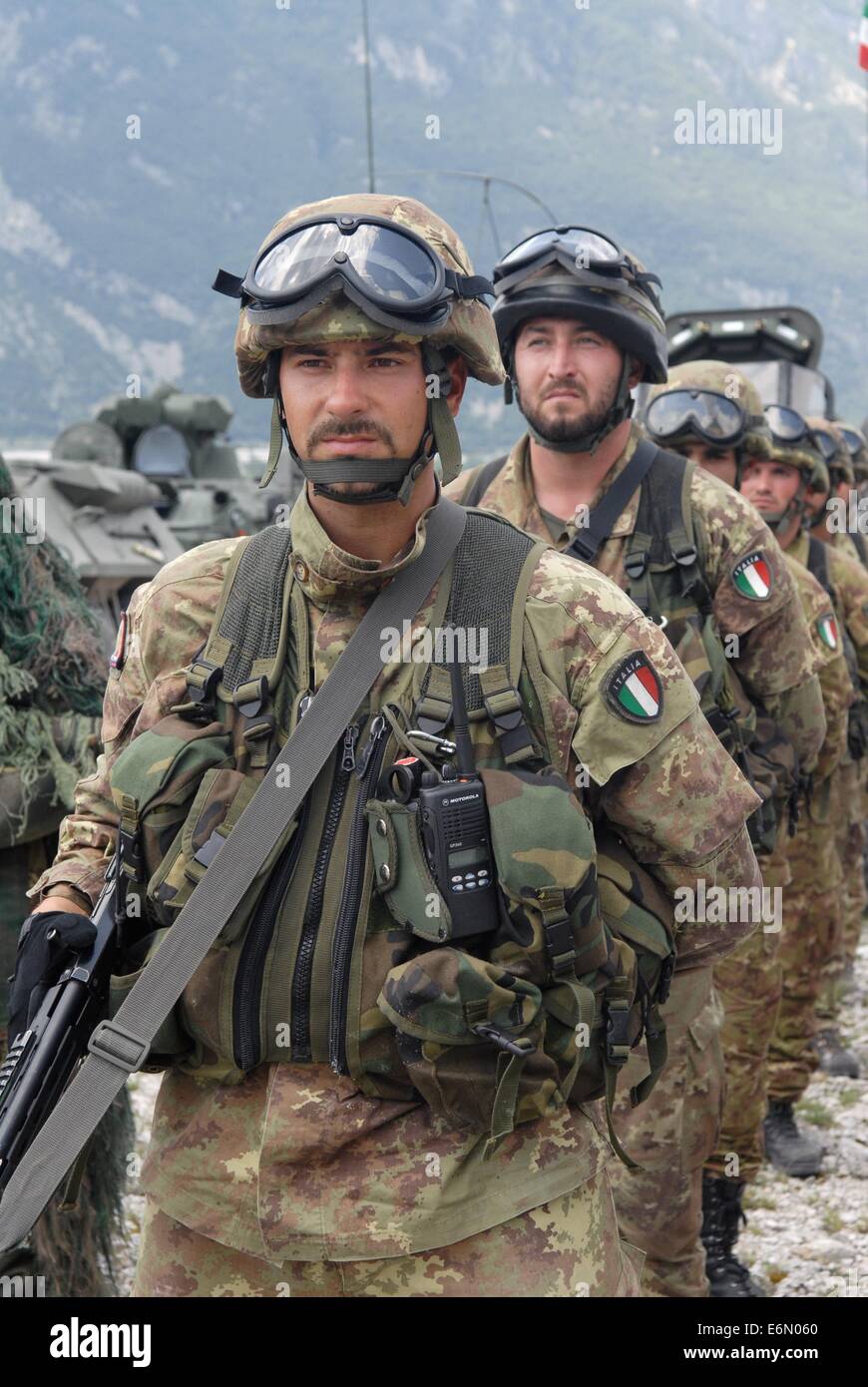 Fml, multinazionale europea Forze terrestri; soldati del 8° Reggimento della Brigata Alpina Julia. Foto Stock