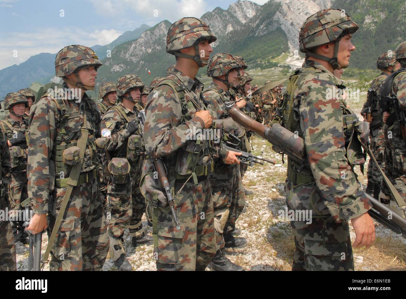 Fml, multinazionale europea Forze terrestri; i soldati dell esercito sloveno Foto Stock