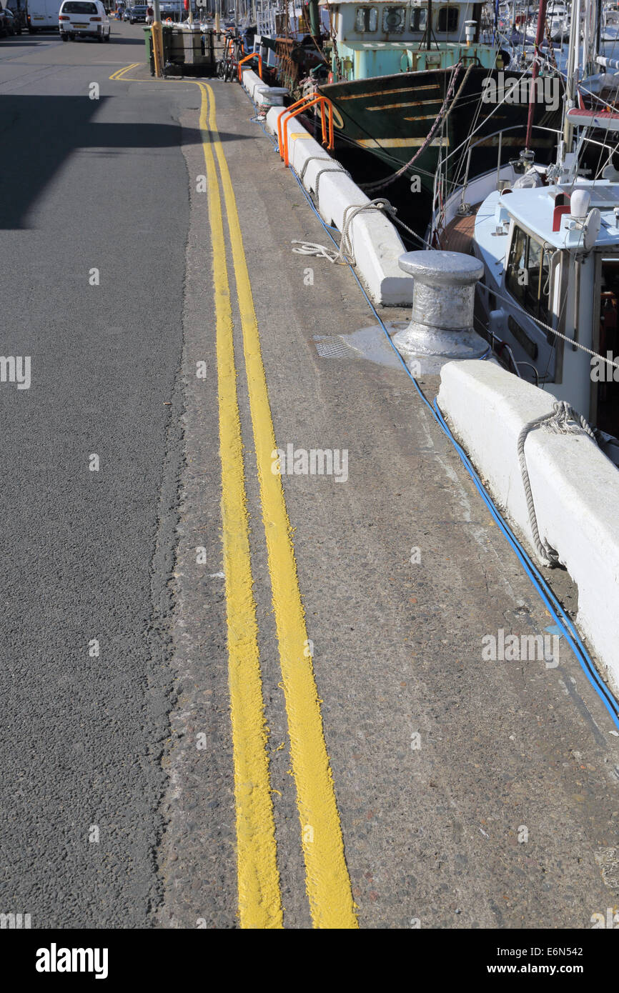 Peel sulla costa occidentale dell'Isola di Man Foto Stock