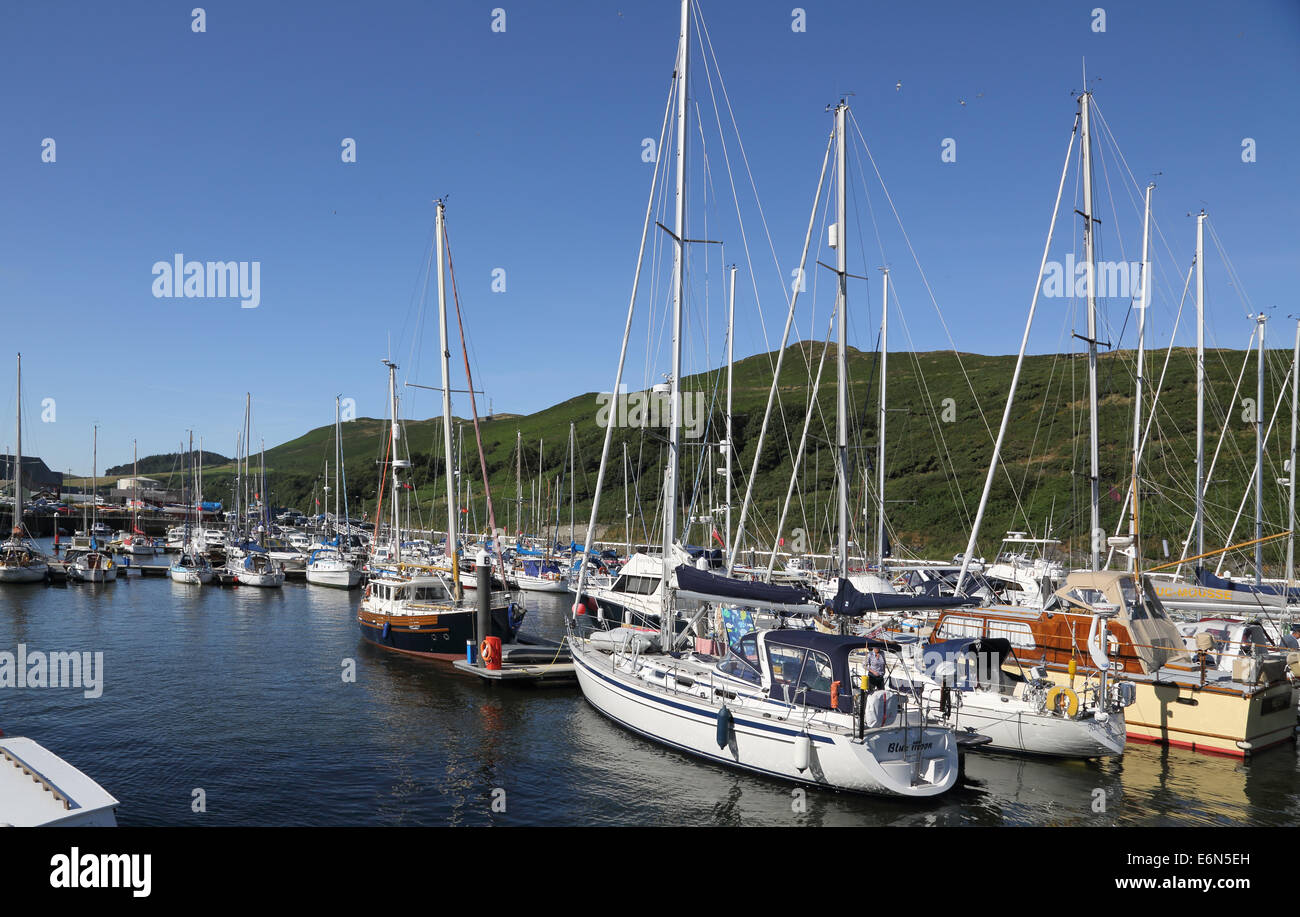 Sbucciare il porto sulla costa occidentale dell'Isola di Man Foto Stock