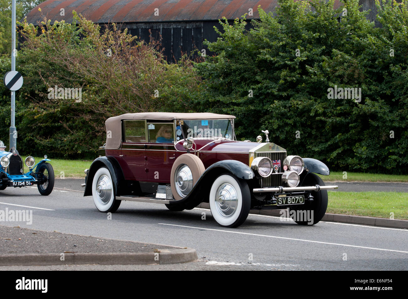1928 Rolls-Royce Phantom auto su Fosse Way road, Warwickshire, Regno Unito Foto Stock