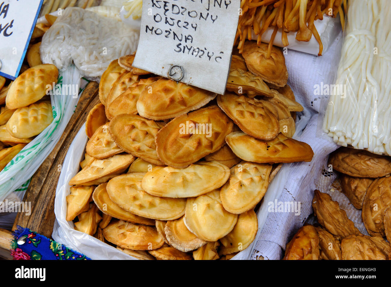 Oscypek- formaggio di pecora Latte-a Zakopane, Polonia, Europa Foto Stock