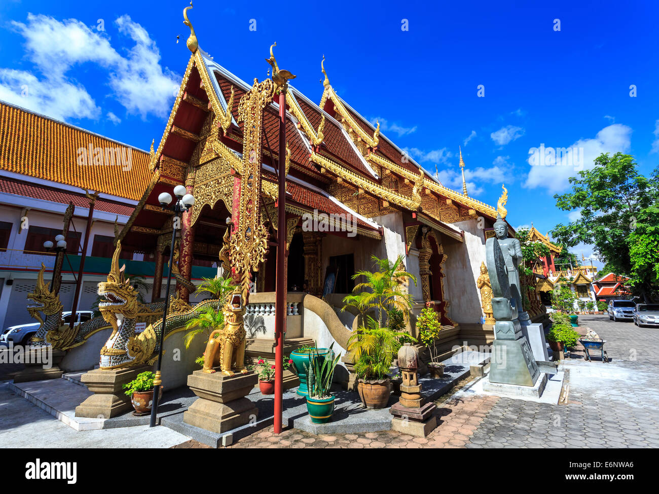 Wat Klang Wiang piccolo bellissimo tempio in Chiang Rai, Thailandia Foto Stock