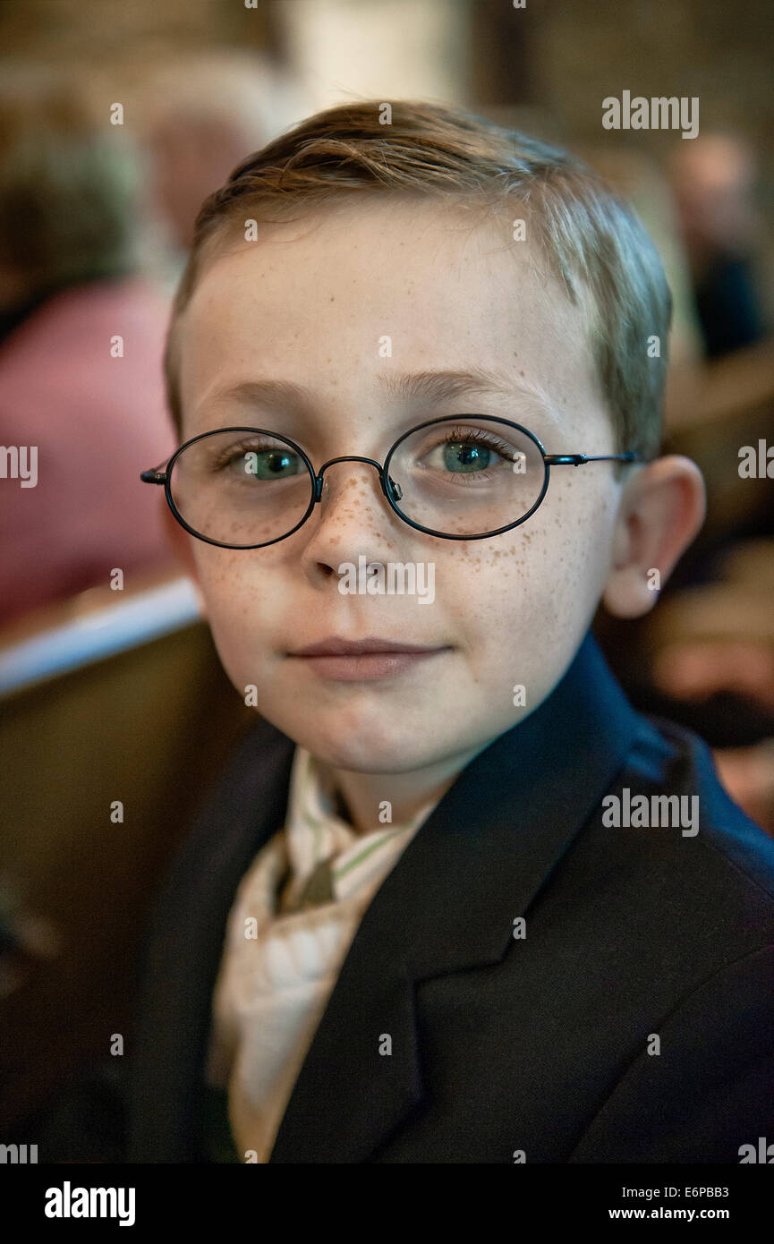 Ritratto di un 7 anno vecchio ragazzo. Foto Stock