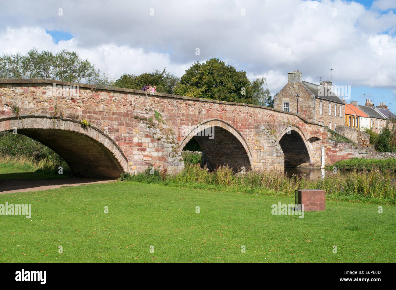 Nungate ponte, sul fiume Tyne, Haddington, East Lothian, Scozia, Europa Foto Stock