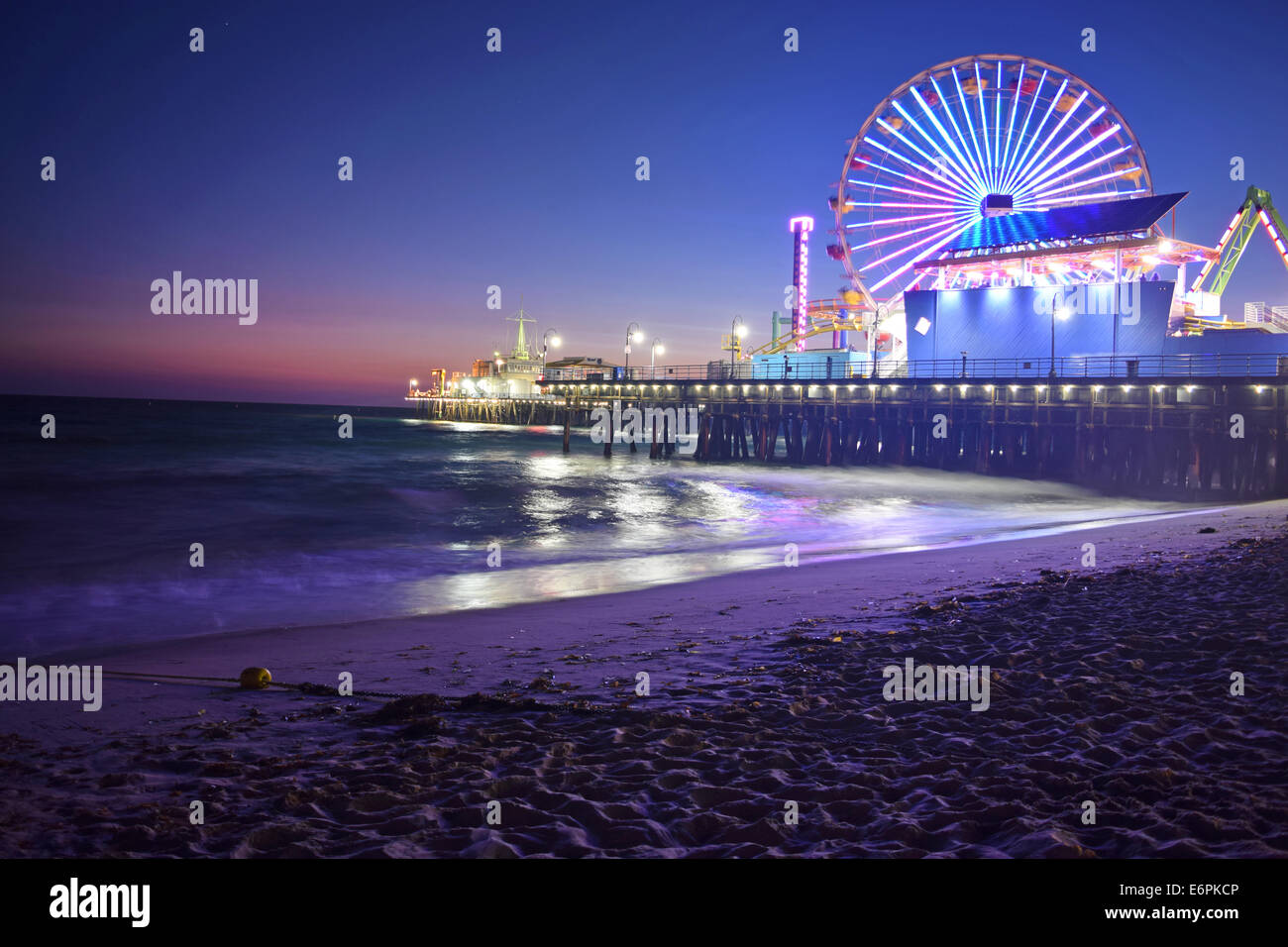 Santa Monica Pier di notte Foto Stock