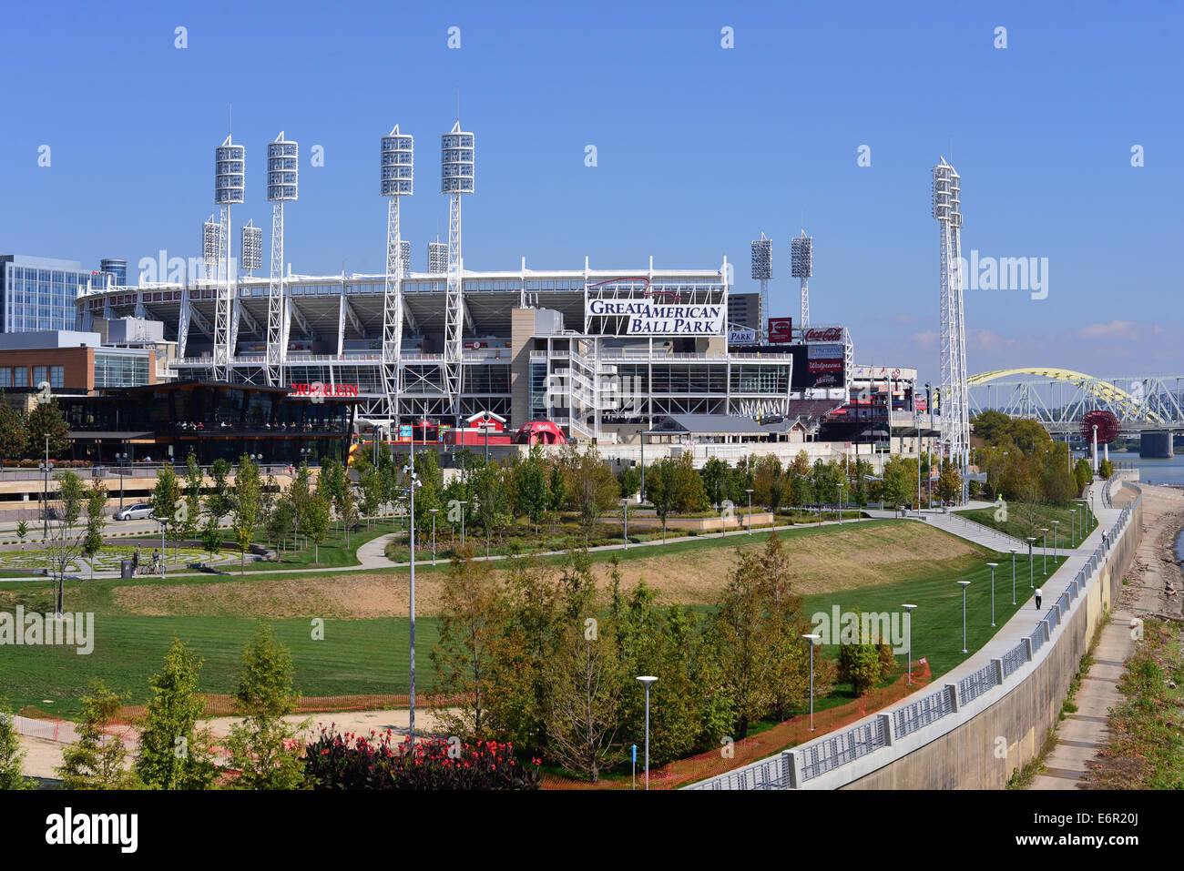 Great American Ball Park di Cincinnati, Ohio che è la casa per i Cincinnati Reds Base team a sfera Foto Stock