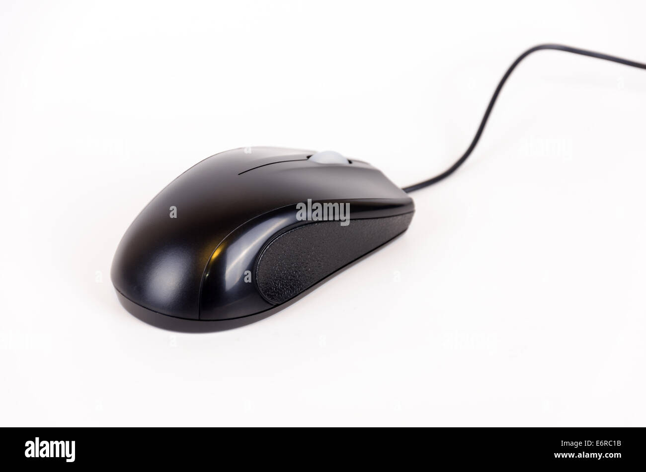 Calcolatore nero mouse isolato su bianco Foto Stock