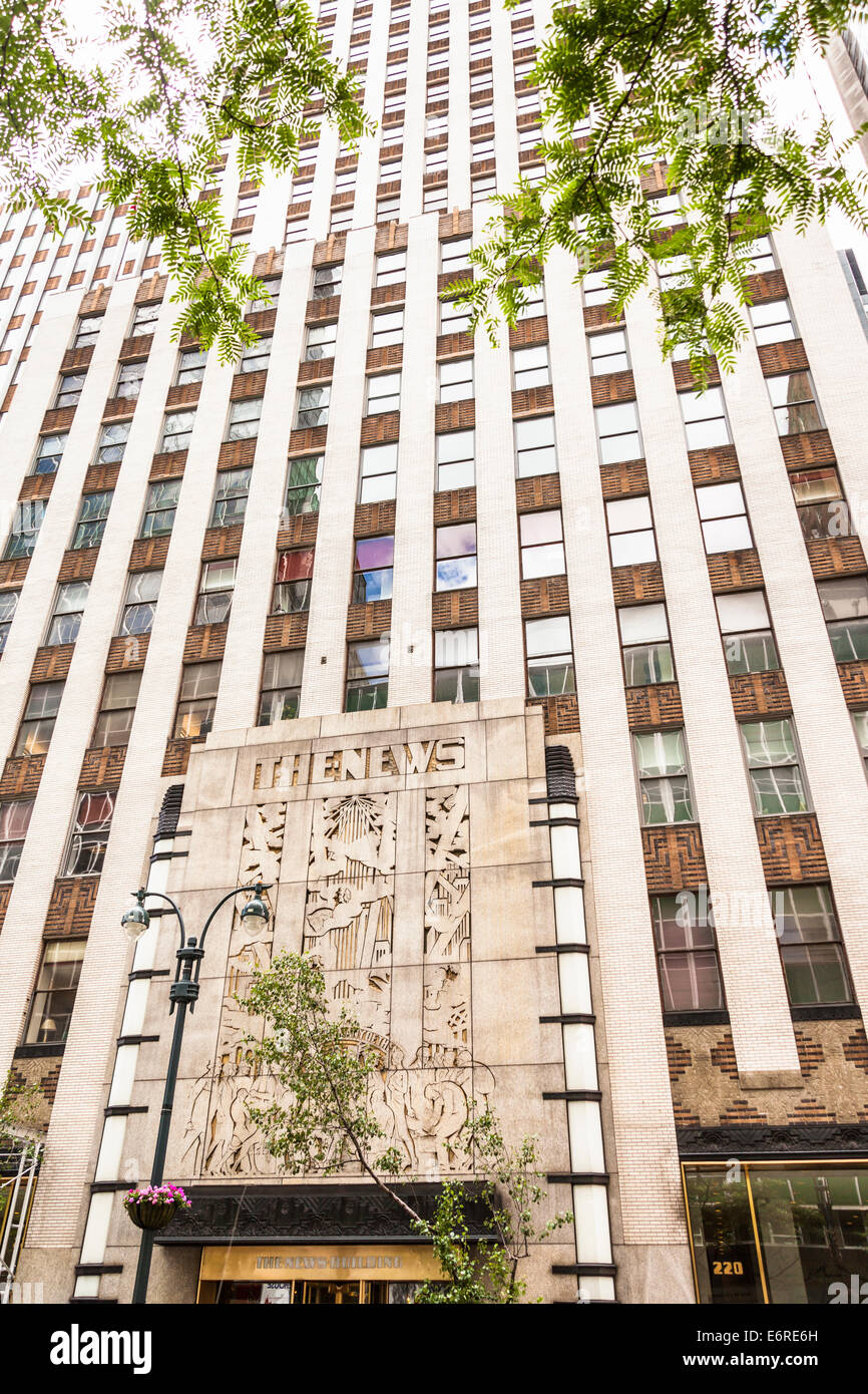Le notizie di edificio, noto anche come Daily News Building, East 42th Street, Manhattan, New York, New York, Stati Uniti d'America Foto Stock