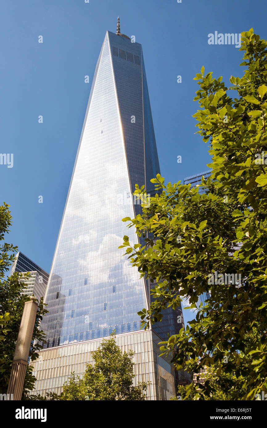 One World Trade Center conosciuto anche come torre 1 e libertà Tower, Manhattan, New York, New York, Stati Uniti d'America Foto Stock