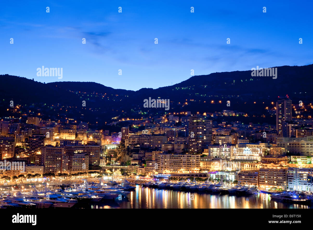 Vista La Condamine, Principato di Monaco di Notte Foto Stock