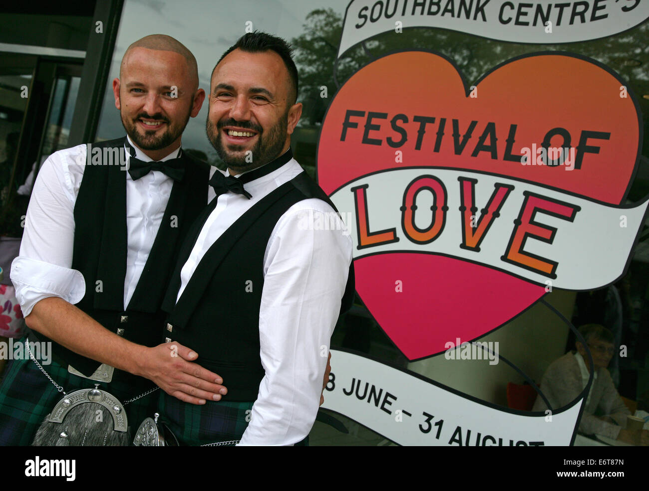 Stesso sesso matrimonio gay al Festival di amore di Londra, immagine editoriale Foto Stock