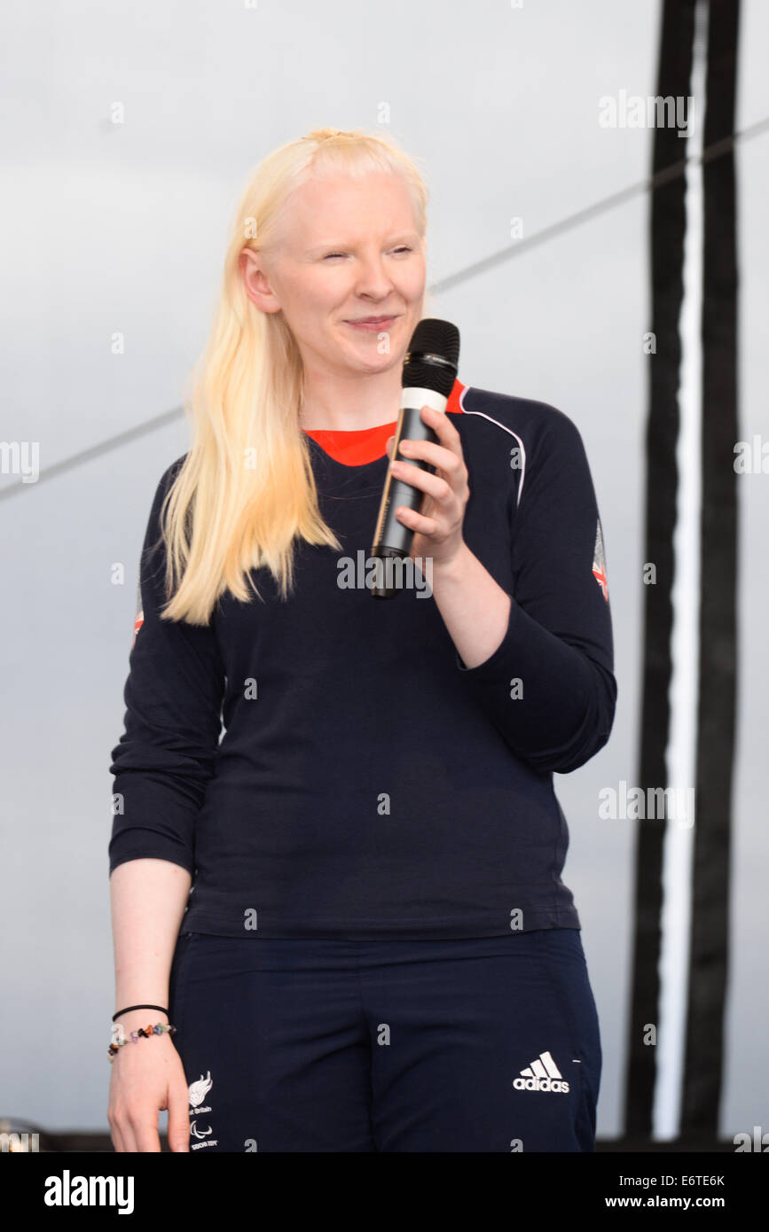 Londra, Regno Unito. Il 30 agosto, 2014. Un parlare con Kelly Gallagher presso il parco olimpico di Londra. Credito: Vedere Li/Alamy Live News Foto Stock