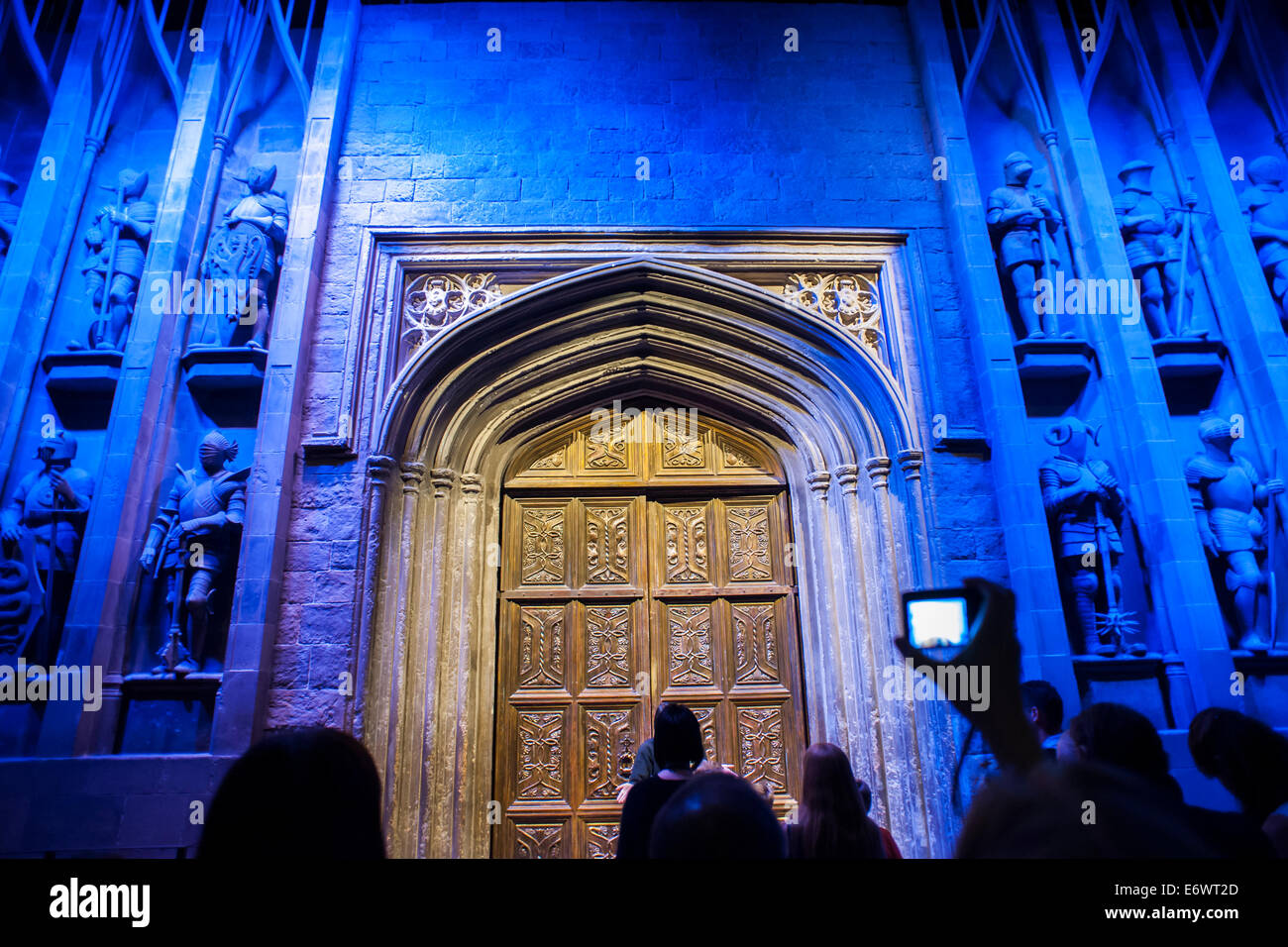 Warner Bros Studio Tour London - The Making of Harry Potter conserva ed espone la mitica puntelli. Foto Stock