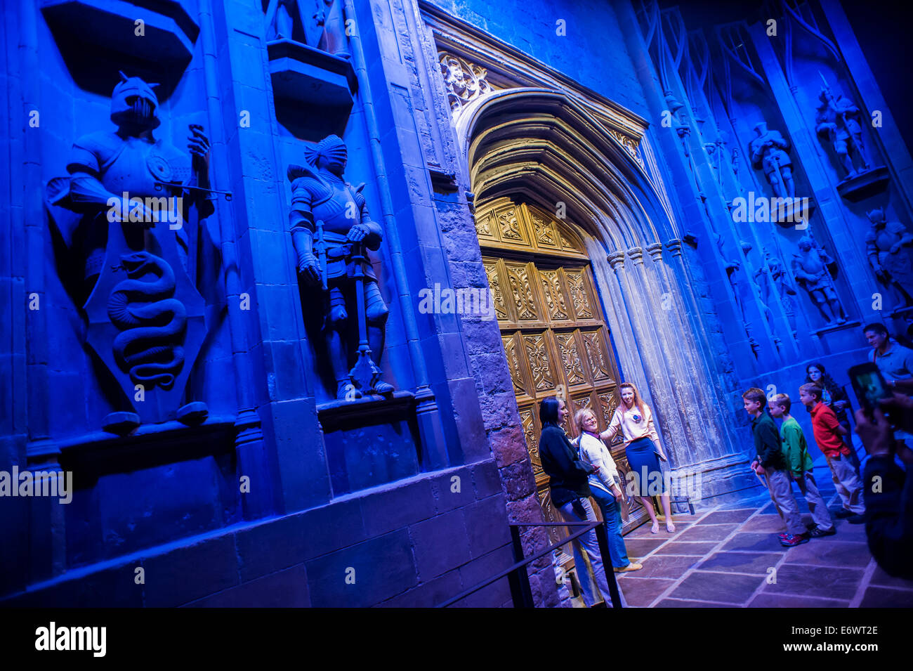 Warner Bros Studio Tour London - The Making of Harry Potter conserva ed espone la mitica puntelli. Foto Stock