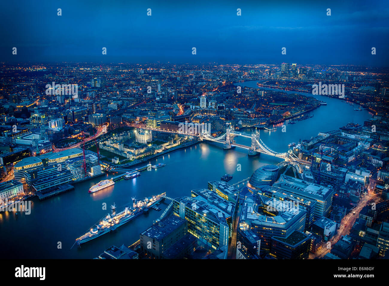 London thames con il Tower bridge. Credito: lee ramsden / alamy Foto Stock