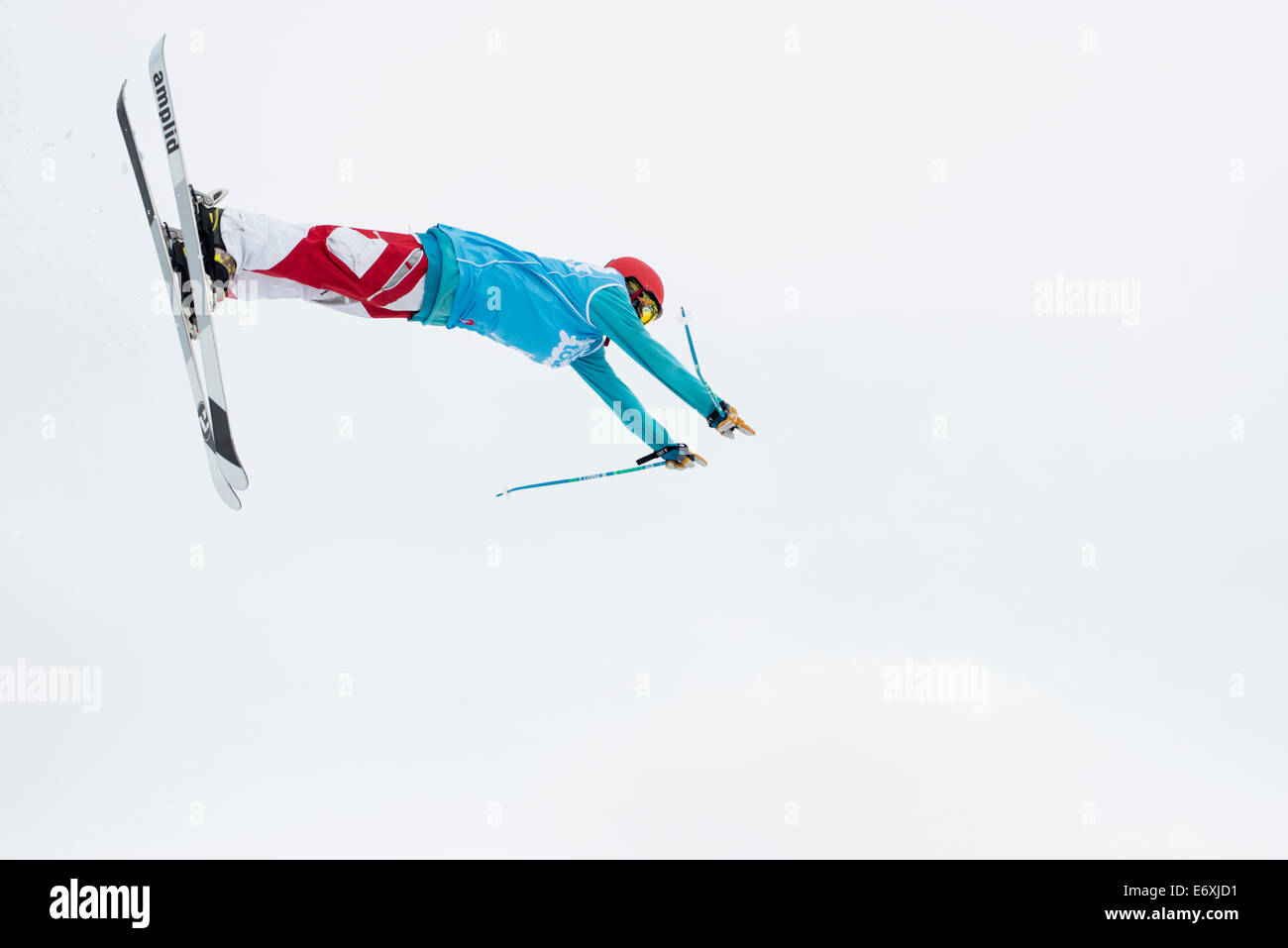 Freestyle sciatore in azione, whitestyle open, freestyle, Muerren, cantone di Berna, Svizzera Foto Stock