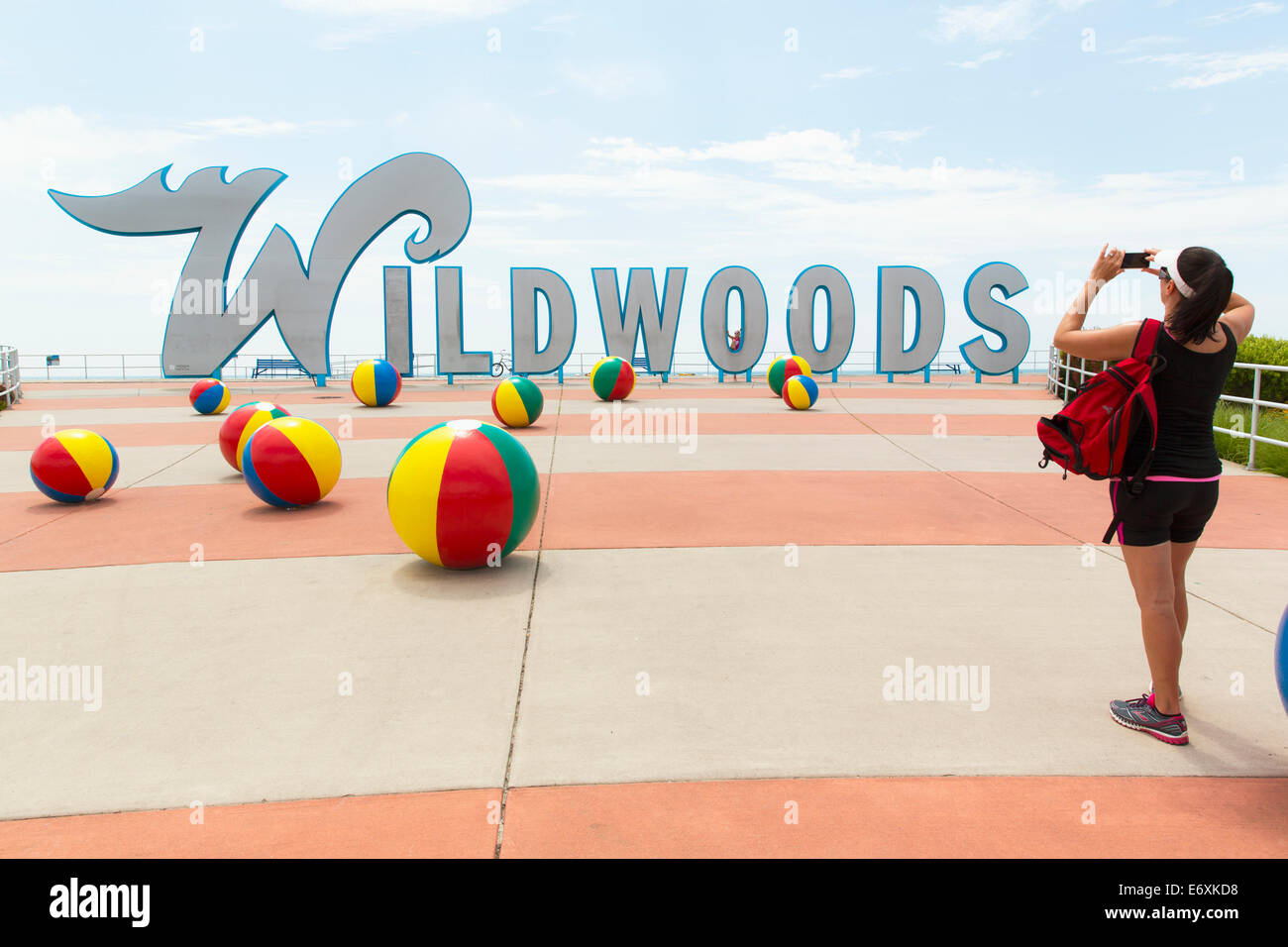 Stati Uniti d'America,New Jersey,Wildwood,Wildwood segno e palle da spiaggia Foto Stock