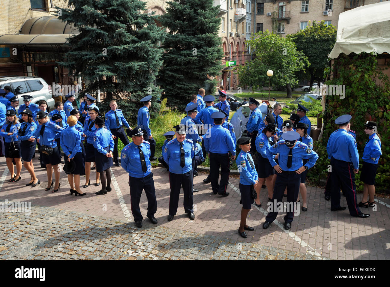 Poliziotti durante la parata militare il giorno dell'indipendenza dell'Ucraina a Kiev Foto Stock