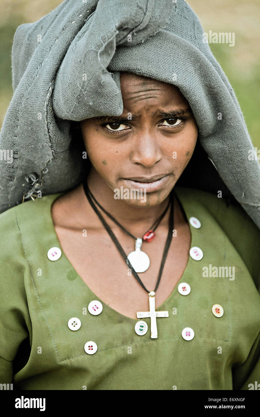 Giovane donna da altopiani etiopi, Etiopia, Africa Foto Stock