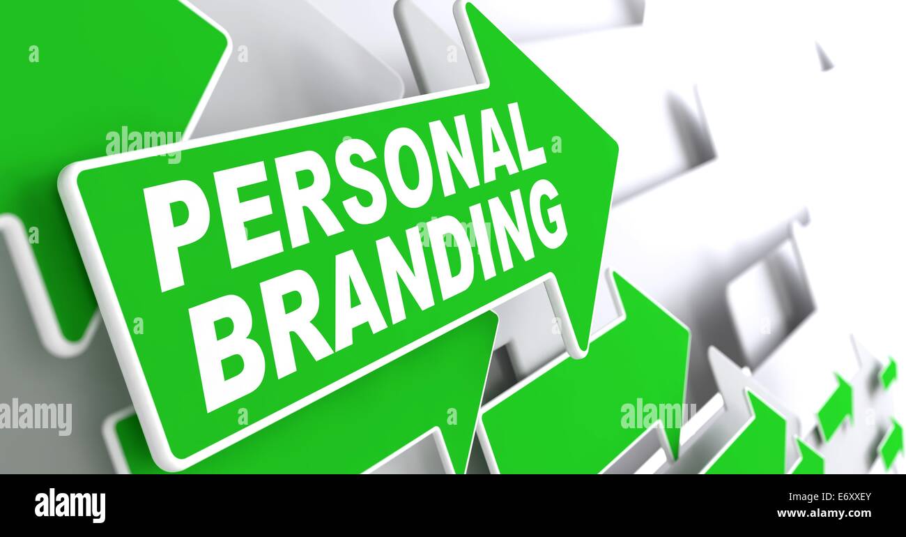 Personal Branding su Verde direzione segno. Foto Stock