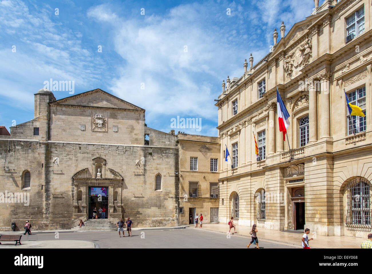 Place de la Republique, Arles, Provenza, Francia Foto Stock