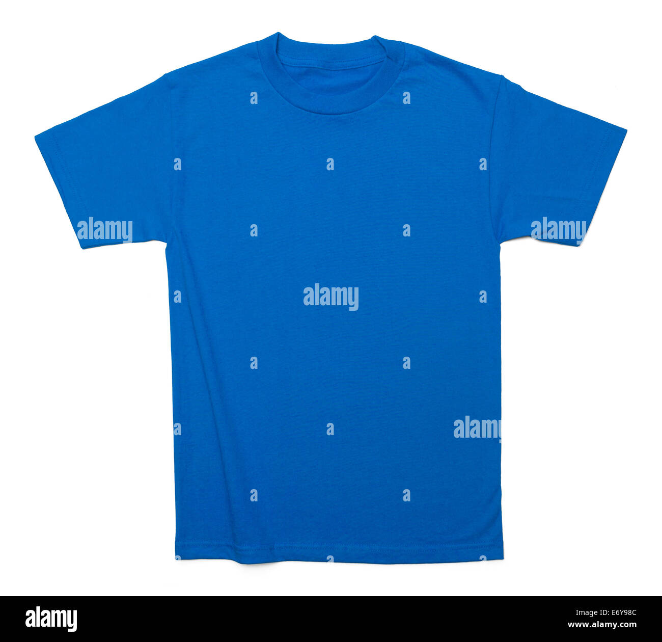 Blu maglietta di cotone con copia spazio isolato su sfondo bianco. Foto Stock