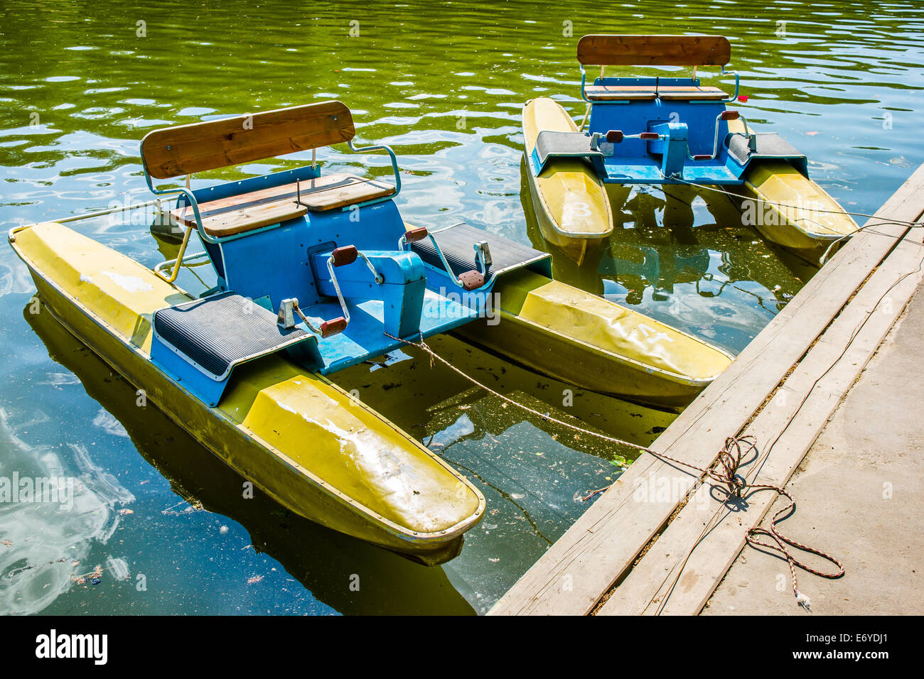 Pedalò immagini e fotografie stock ad alta risoluzione - Alamy