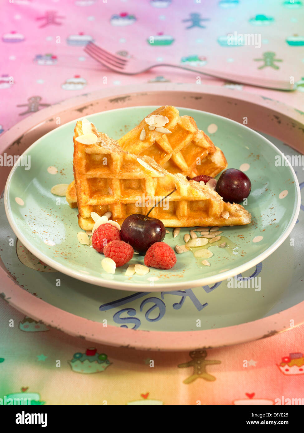 Waffle con sciroppo di Apple Foto Stock