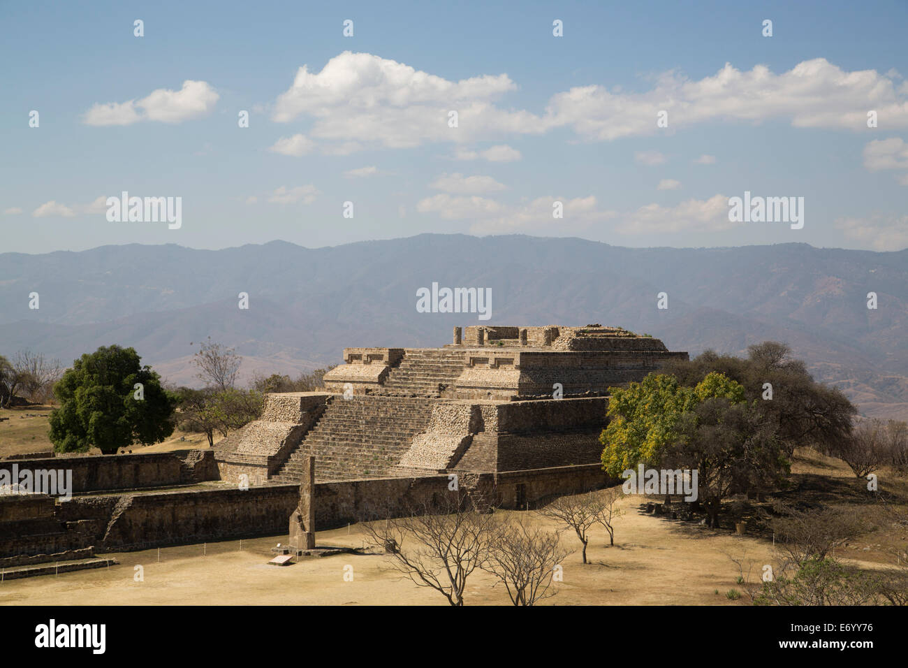 Messico Oaxaca Monte Alban, Edificio del Gruppo IV Foto Stock