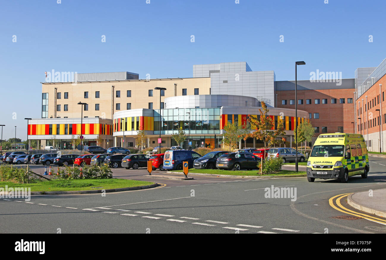 L' incidente e dipartimento di emergenza presso l'Ospedale Universitario di North Staffordshire Stoke on Trent Staffs England Regno Unito Foto Stock