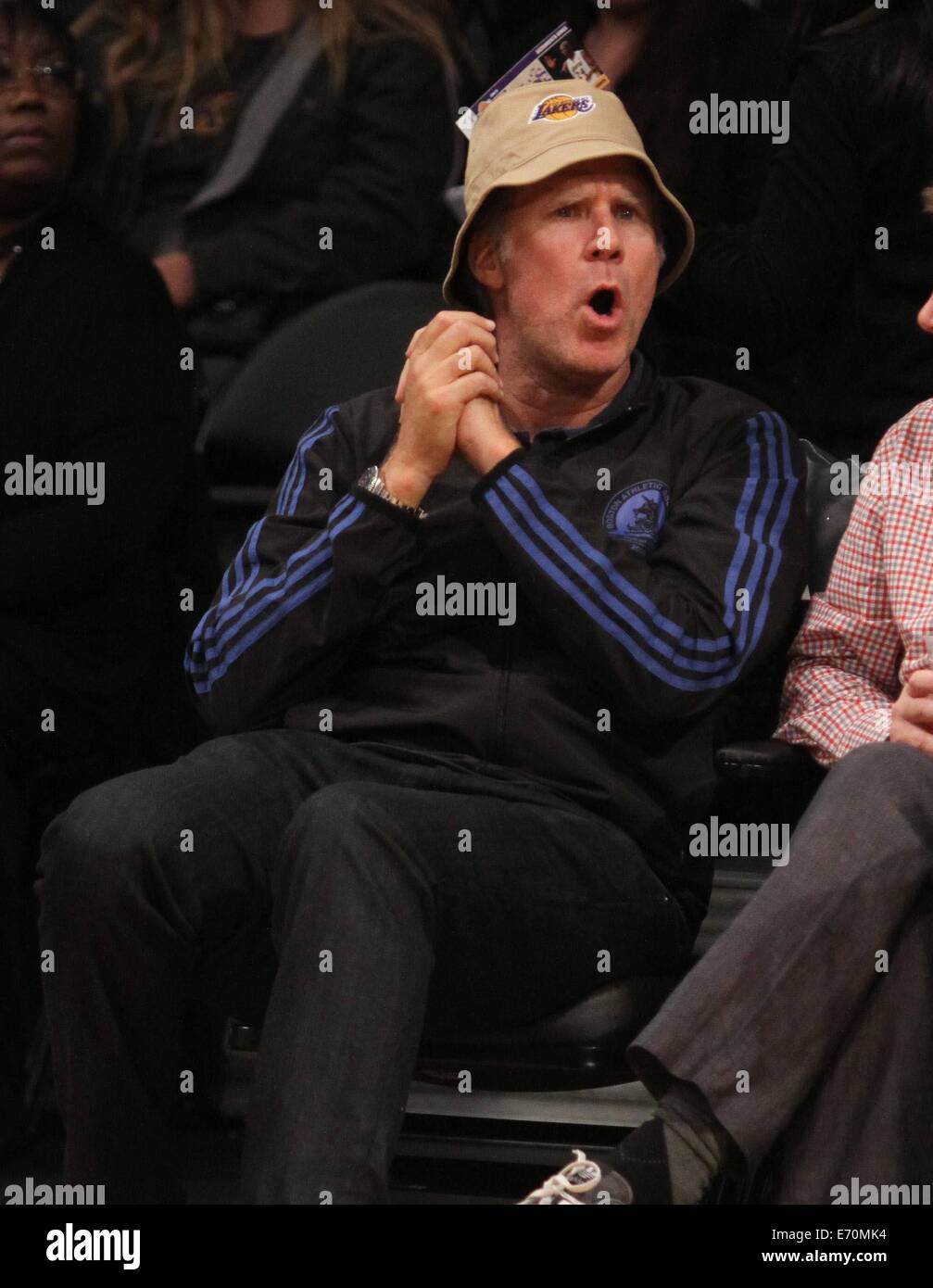 Venerdì 28 Febbraio, 2014; celebrità presso i Lakers gioco. I Los Angeles Lakers sconfitti i Sacramento Kings mediante il punteggio finale di 126-122 a Staples Center in downtown Los Angeles, CA. Dotato di: Will Ferrell dove: Los Angeles, California, Regno Stat Foto Stock