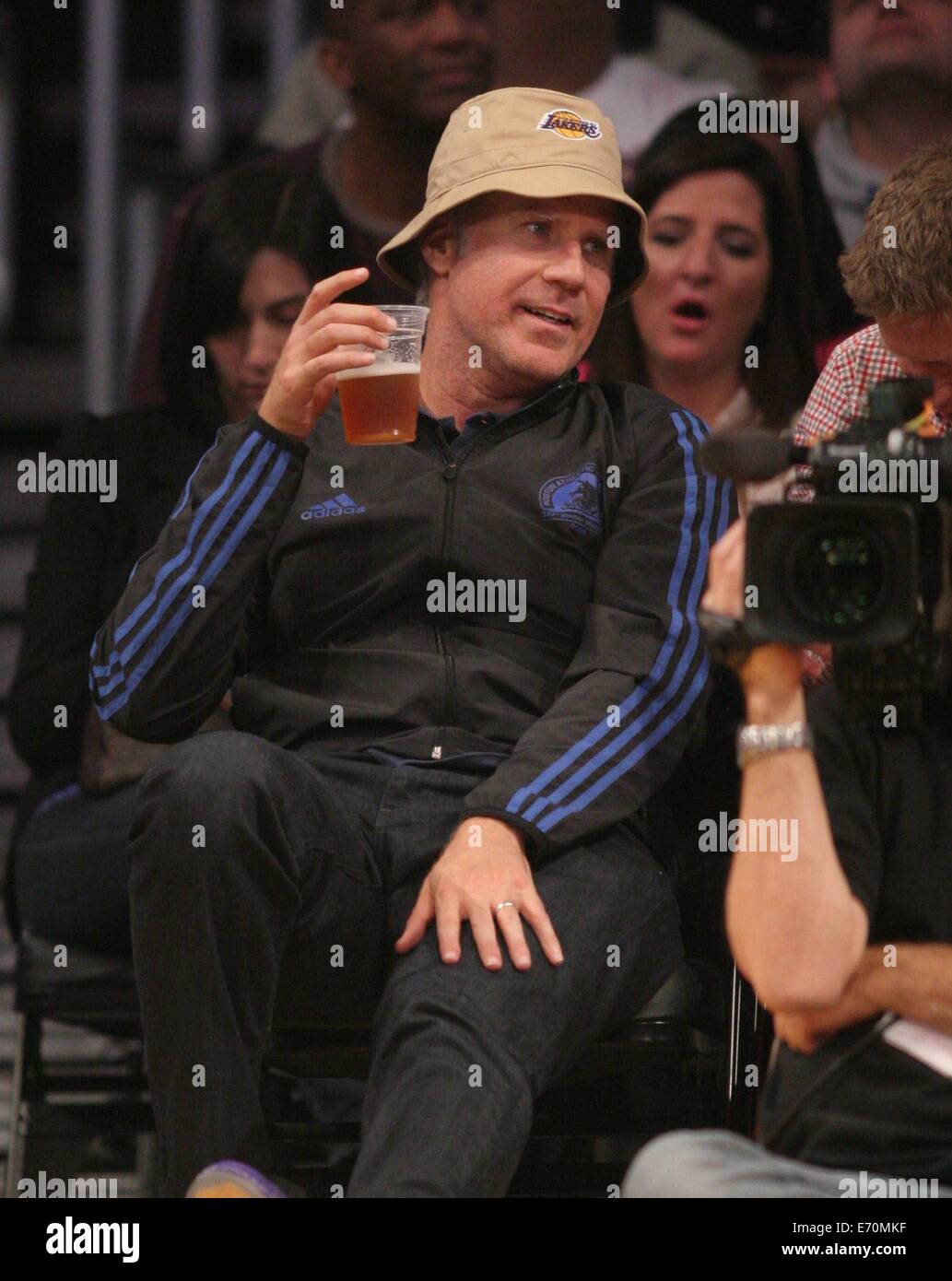 Venerdì 28 Febbraio, 2014; celebrità presso i Lakers gioco. I Los Angeles Lakers sconfitti i Sacramento Kings mediante il punteggio finale di 126-122 a Staples Center in downtown Los Angeles, CA. Dotato di: Will Ferrell dove: Los Angeles, California, Regno Stat Foto Stock