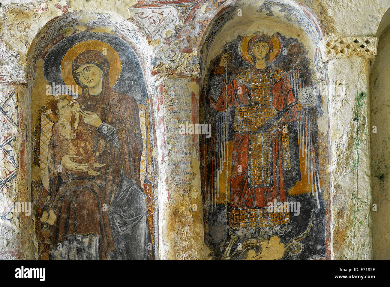 Italia Basilicata Matera la chiesa rupestre di Santa Lucia alle Malve  affresco Foto stock - Alamy