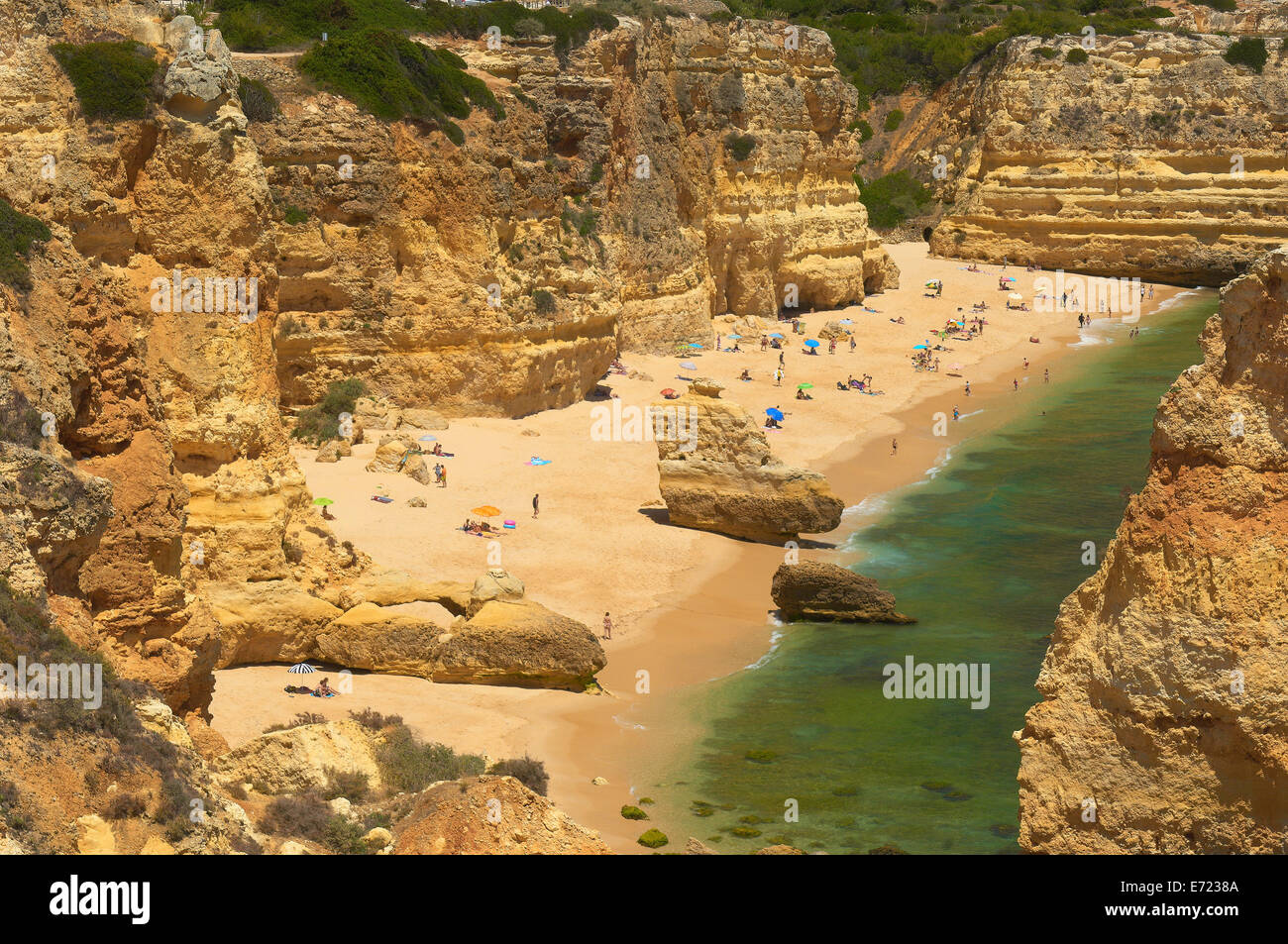 Praia da Marinha, Lagoa, Marinha Beach, Algarve, Portogallo, dell'Europa. Foto Stock