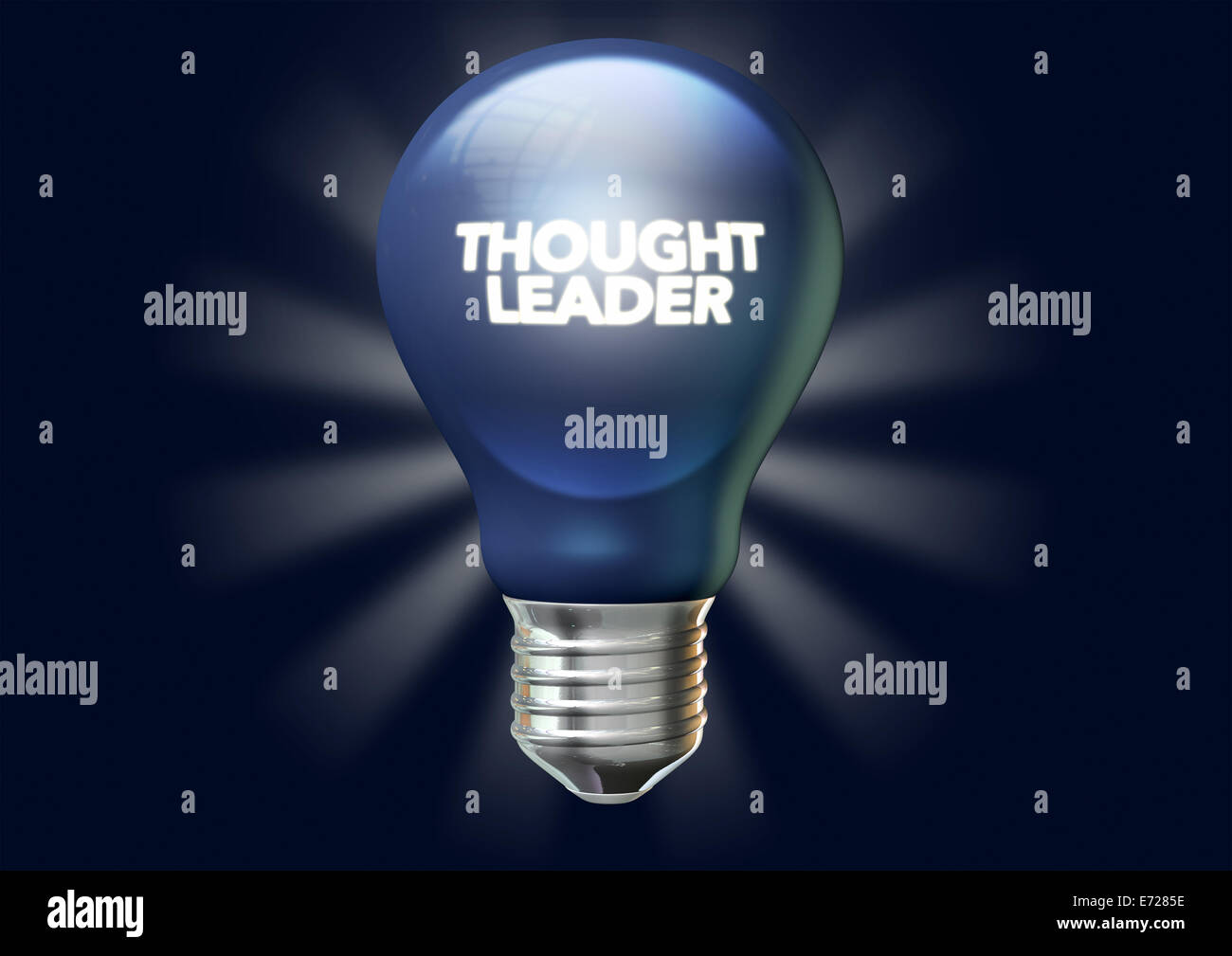 Un regolare la luce blu lampadina con la frase leadership di pensiero illuminato su di esso isolato su un sfondo blu scuro con stilizzata Foto Stock