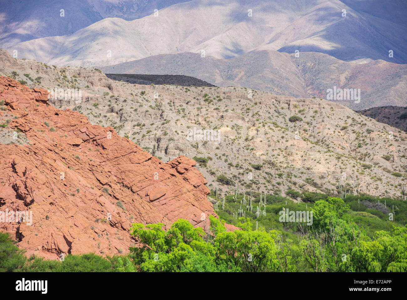 Montagne colorate, nei pressi di Humahuaca, provincia di Jujuy, Argentina Foto Stock