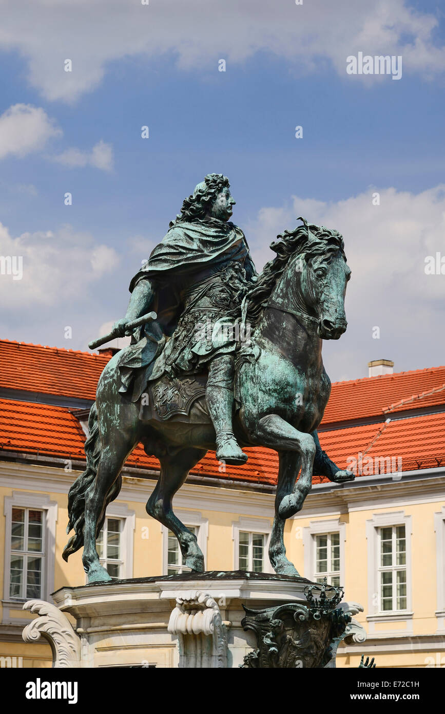Germania Berlino, statua del Grande Elettore da Andreas Schluter davanti al Palazzo di Charlottenburg. Foto Stock