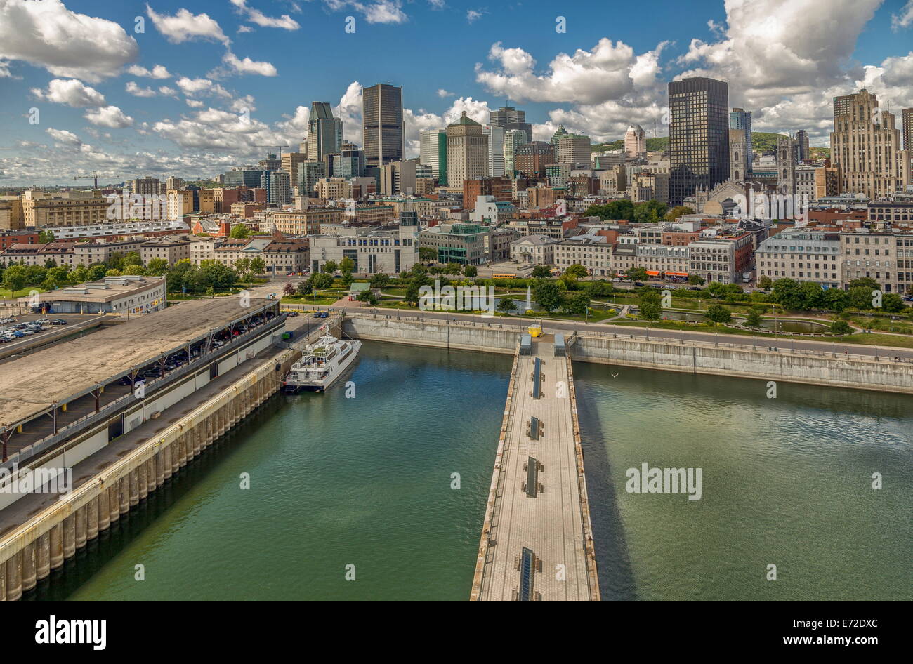 Lo Skyline di Montreal Cityscape paesaggio vista posteriore Panorama Foto Stock