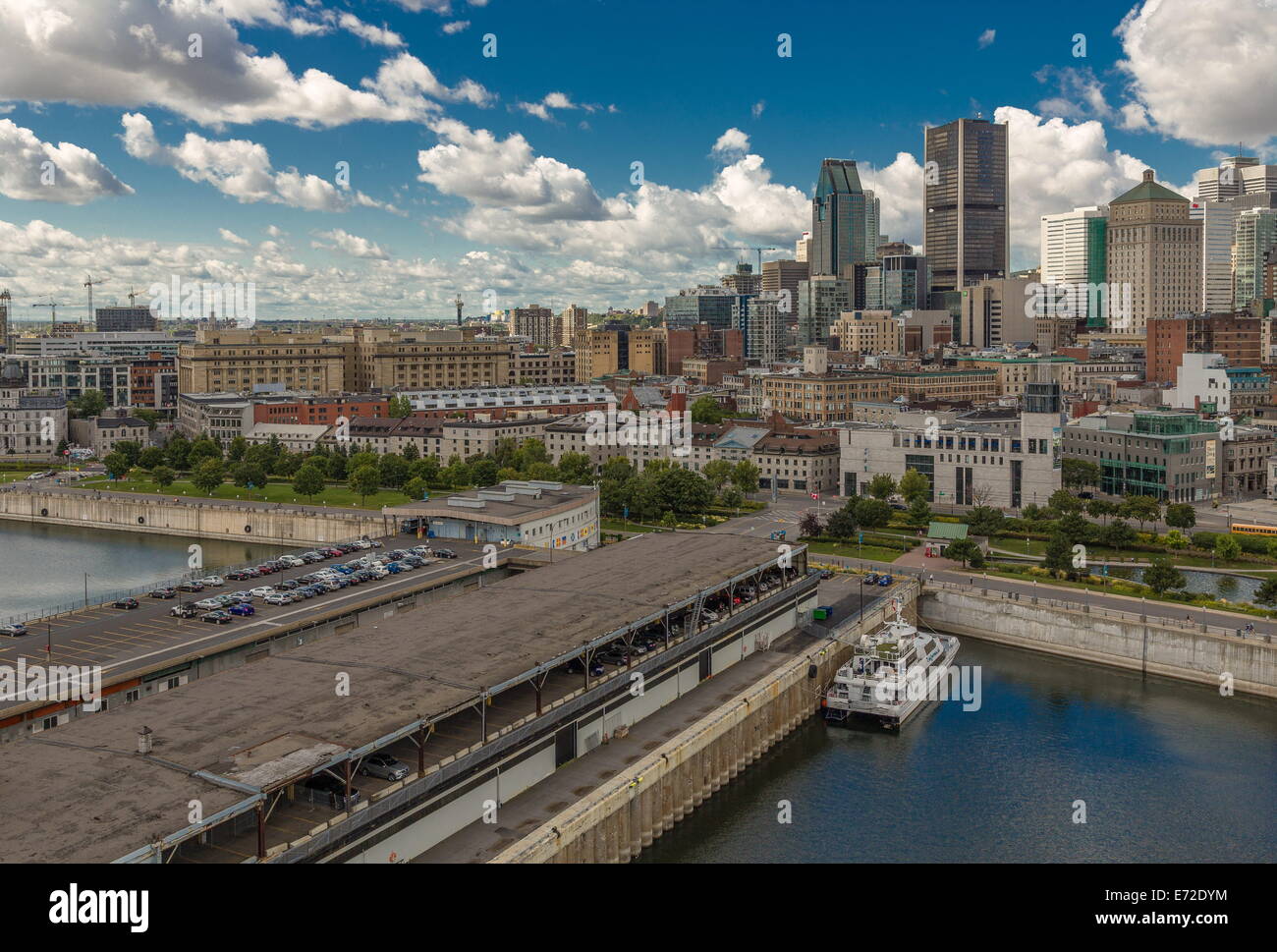 Lo Skyline di Montreal Cityscape paesaggio vista posteriore Panorama Foto Stock