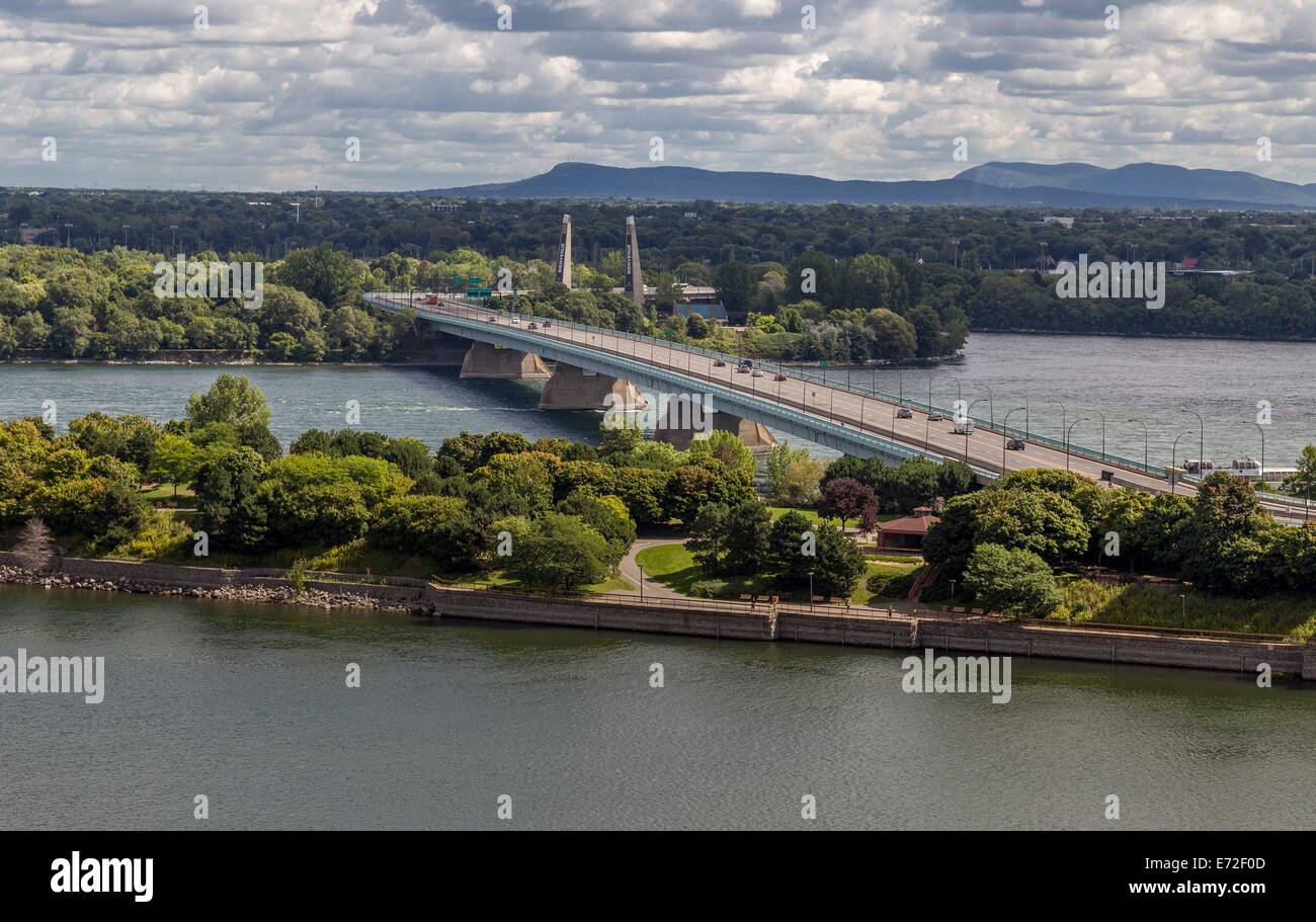 Lo Skyline di Montreal Cityscape paesaggio da una vista posteriore Panorama Foto Stock