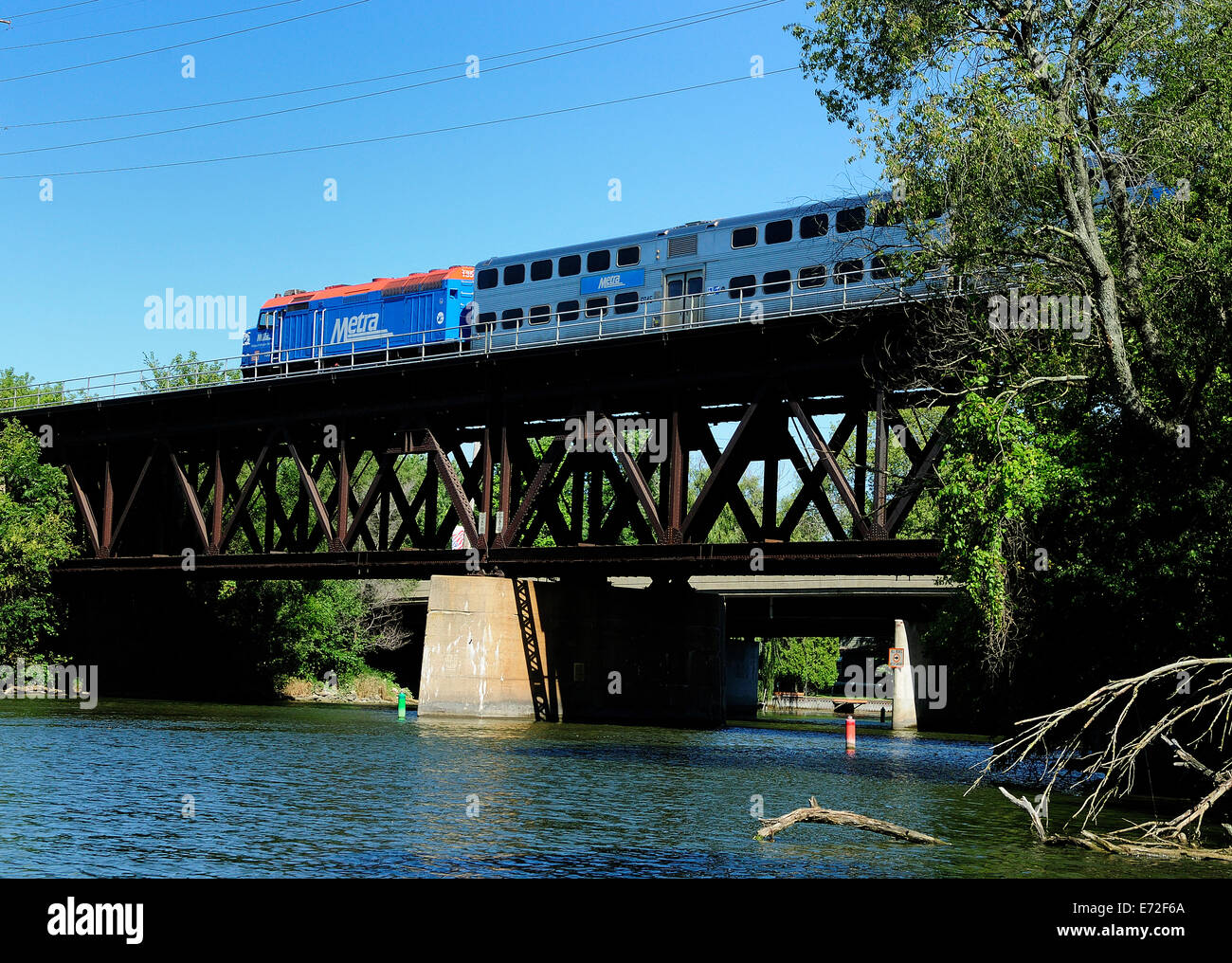 Union Pacific Railroad ponte che attraversa il fiume Fox nel nord dell'Illinois. Foto Stock