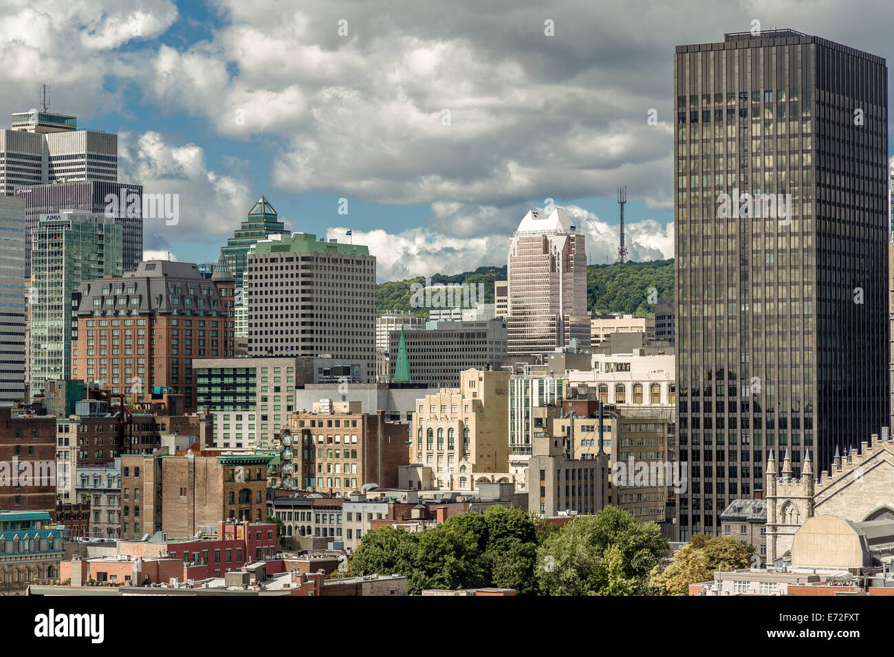 Lo Skyline di Montreal Cityscape paesaggio da una vista posteriore Panorama Foto Stock