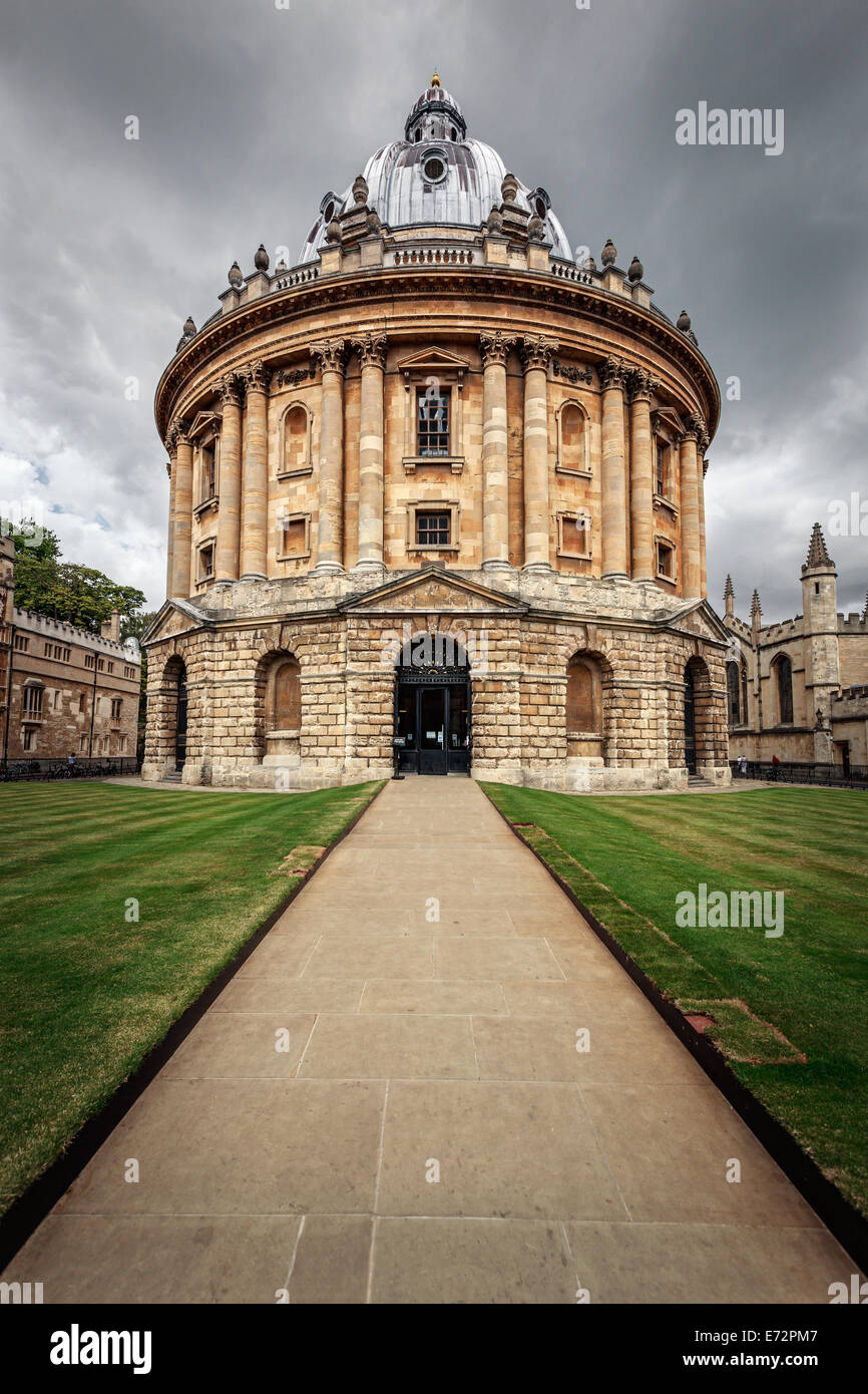 La Libreria di Bodleian, la principale libreria di ricerca dell'Università di Oxford, è una delle più antiche biblioteche in Europa e Regno Unito Foto Stock